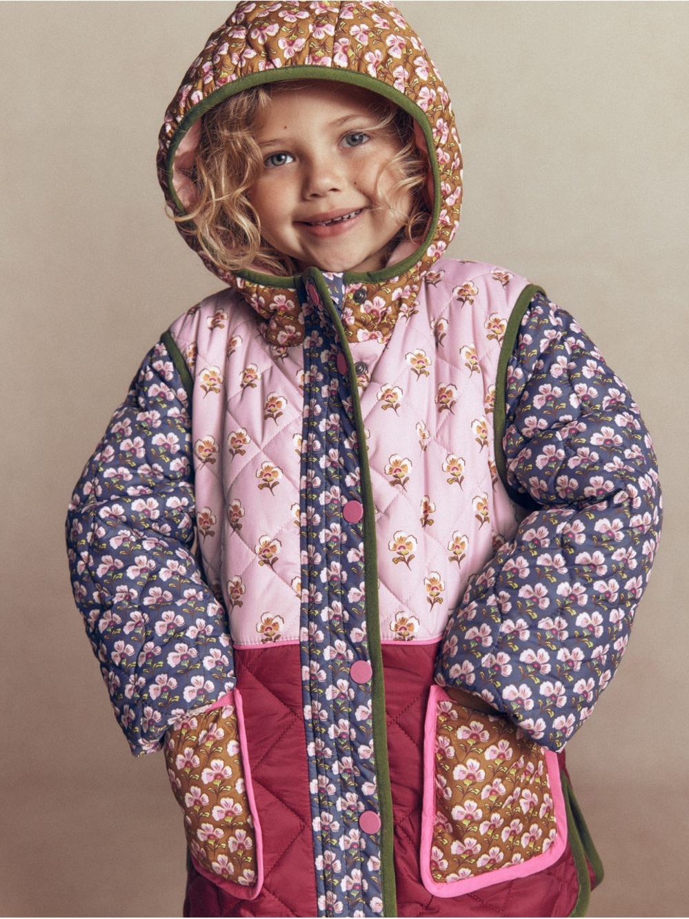 Mini Boden Longline Quilted Jacket in hotchpotch floral